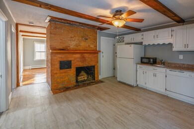 411 Court St unit 3, Plymouth, MA 02360 - photo 2
