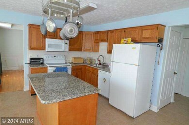 10499 Labrador Loop, Manassas, VA 20112 - photo 6