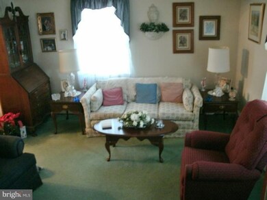 6008 Glennor Rd, Baltimore, MD 21239 - photo 2