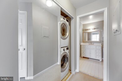 Quaker Hill Community unit 427, Alexandria, VA 22314 - photo 6