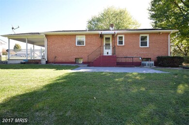 330 Miller Dr, Strasburg, VA 22657 - photo 6