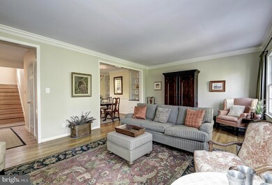 3535 Hamlet Place, Chevy Chase, MD 20815 - photo 6