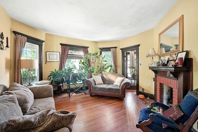 96 Firglade Ave, Springfield, MA 01108 - photo 4