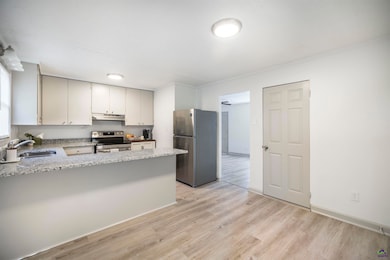 118 Arnold Blvd, Warner Robins, GA 31093 - photo 7