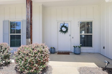 807 Barrington Ct 3