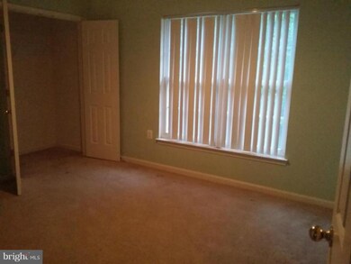 2783 Burrough Hill Ln, Woodbridge, VA 22191 - photo 6