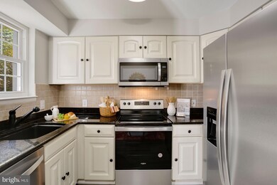 4612 28th Rd S unit D, Arlington, VA 22206 - photo 5