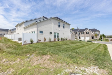 204 Douglas Bend Rd unit 1401, Gallatin, TN 37066 - photo 2