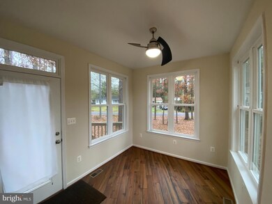 395 Lake Dr, Colonial Beach, VA 22443 - photo 4