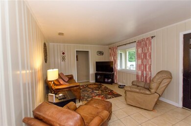 407 W Howard Dr, Brunswick, GA 31523 - photo 4