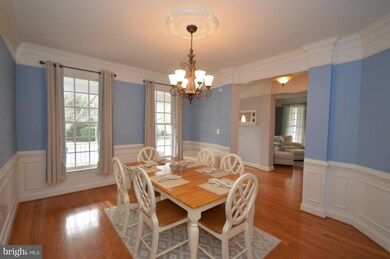 42844 Sandhurst Ct, Ashburn, VA 20148 - photo 6