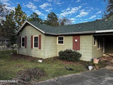 131 W Dunbar Ave, Opelousas, LA 70570 - photo 2