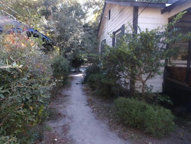 135 Anderson St, Sumter, SC 29150 - photo 4