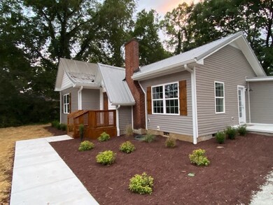 307 Hobson Ave, Shelbyville, TN 37160 - photo 3