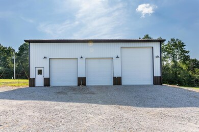 2334 S Poplar Ct, Bloomfield, IN 47424 - photo 4