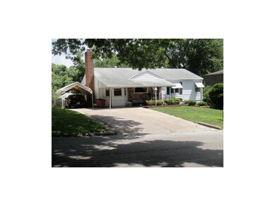 Carport & Spacious Driveway