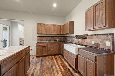 3790 Kahns Rd, Port Allen, LA 70767 - photo 7