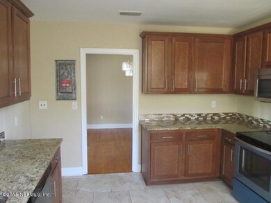 1611 Woodmere Dr, Jacksonville, FL 32210 - photo 6