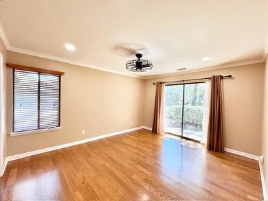 900 Bay Dr unit 54, Niceville, FL 32578 - photo 3