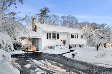 8 Princeton Rd, Burlington, MA 01803 - photo 2
