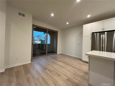 120 Trailing Comet, Irvine, CA 92618 - photo 5