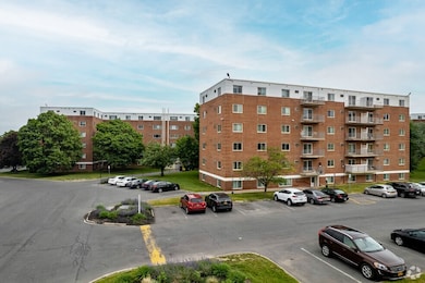 Nob Hill Apartments, Syracuse, NY 13205 - photo 5