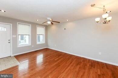 2057 Mountain St, Philadelphia, PA 19145 - photo 5
