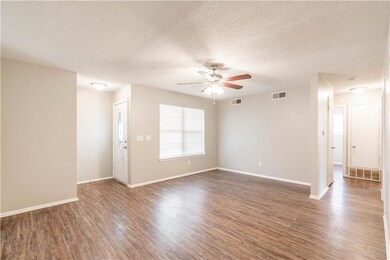 4720 Tate Dr, Oklahoma City, OK 73115 - photo 7