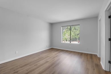 1530 Fort Johnson Rd unit 2M, Charleston, SC 29412 - photo 3