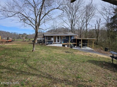 446 Ernie Roberts Rd, Rutledge, TN 37861 - photo 2