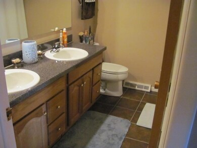 1699 Sandhurst Rd, Columbus, OH 43229 - photo 7