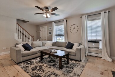 2 Fulton St unit B, Newburyport, MA 01950 - photo 4
