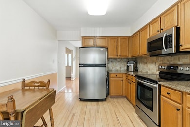 221 Prince William Way, Chalfont, PA 18914 - photo 5