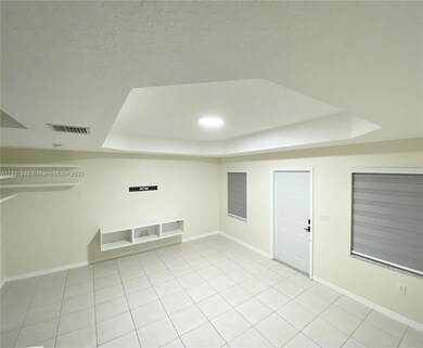 778 SW 107th Ave unit 304, Pembroke Pines, FL 33025 - photo 4