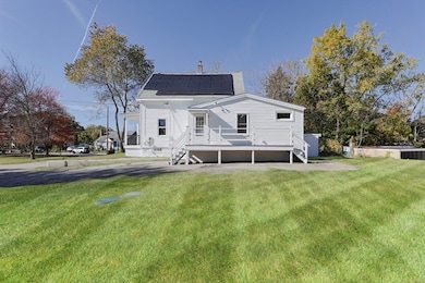 21 Irving St, Bellingham, MA 02019 - photo 4