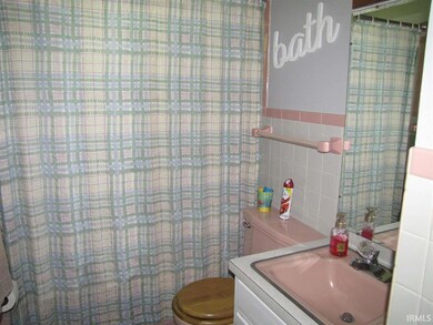 118 Olive Dr, Princeton, IN 47670 - photo 5