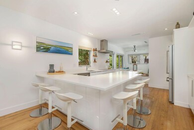 711 Ardmore Rd, West Palm Beach, FL 33401 - photo 7