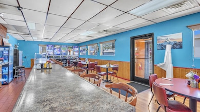 Interior Restaurant 1-1