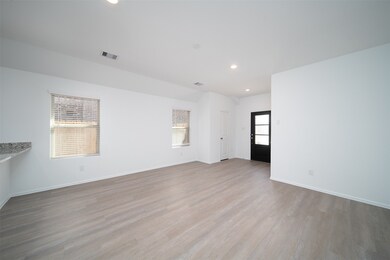 18478 Running Shadow Ct, Hockley, TX 77447 - photo 5