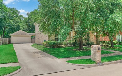 11419 Maple Falls Dr, Tomball, TX 77377 - photo 2