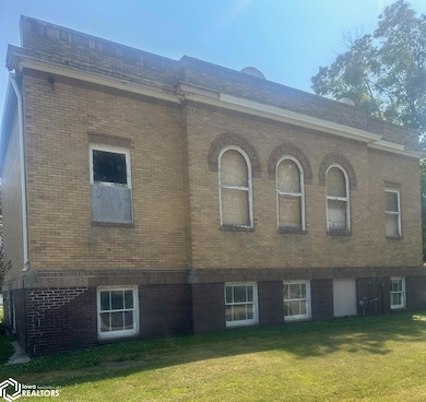 107 N 2nd, Vincent, IA 50594 - photo 2