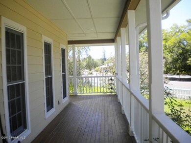 Veranda Front