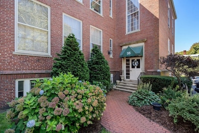 35 Flint St unit 106, Salem, MA 01970 - photo 6