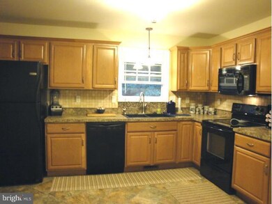 3528C Cemetery Cir, Knoxville, MD 21758 - photo 4