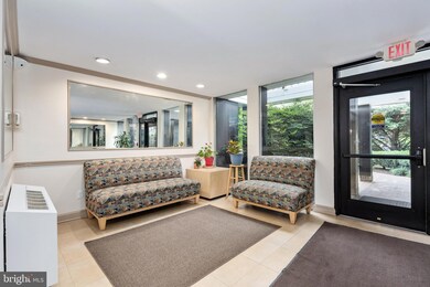 Stratton House unit 506, Arlington, VA 22204 - photo 5