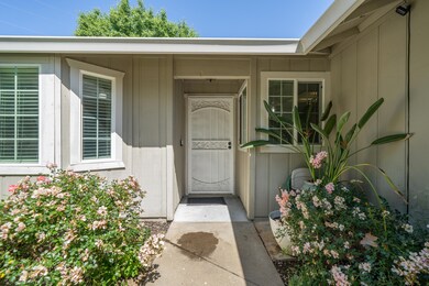 5782 Old Barn Way-8