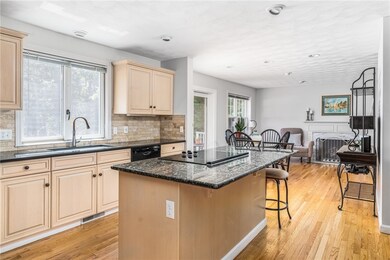 16 Wingate Rd, Wakefield, RI 02879 - photo 6