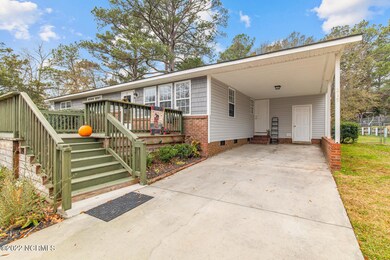 219 Regalwood Dr, Jacksonville, NC 28546 - photo 2