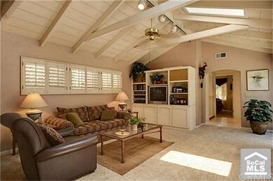 Potential in law quarters. Vaulted ceilings, famil