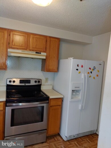 3502 Dunlap St, Temple Hills, MD 20748 - photo 7